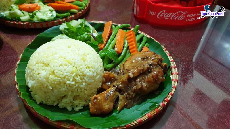 Top 10 Quán cơm ngon nhất Vinh Nghệ An trải nghiệm hành trình ẩm thực đặc sắc (2)