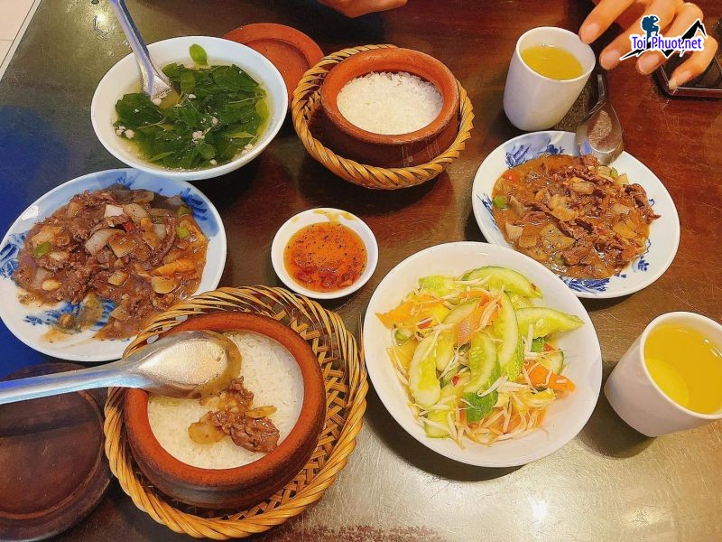 Top 10 Quán cơm ngon nhất Yên Bái cảm giác sảng khoái sau bữa ăn (2)