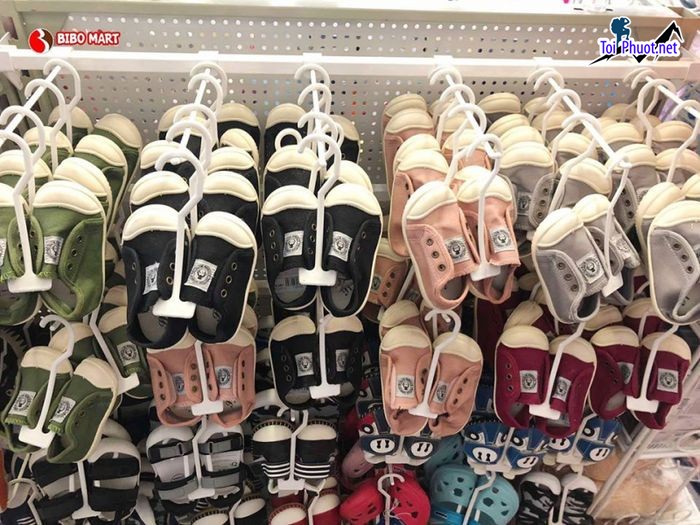 Top 10 Shop bán giày trẻ em đẹp và chất lượng nhất Đà Lạt Lâm Đồng tốt hiện nay (3)