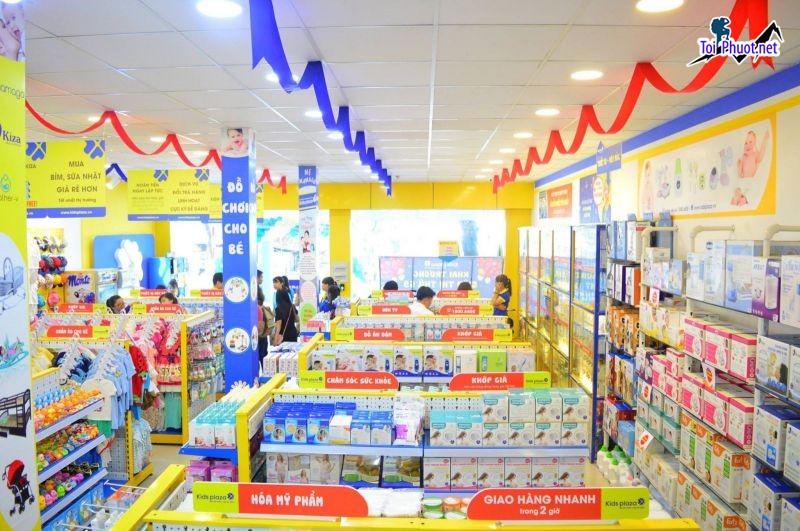 Top 10 Shop mẹ và bé chất lượng nhất Cao Bằng không gian rộng rãi (2)