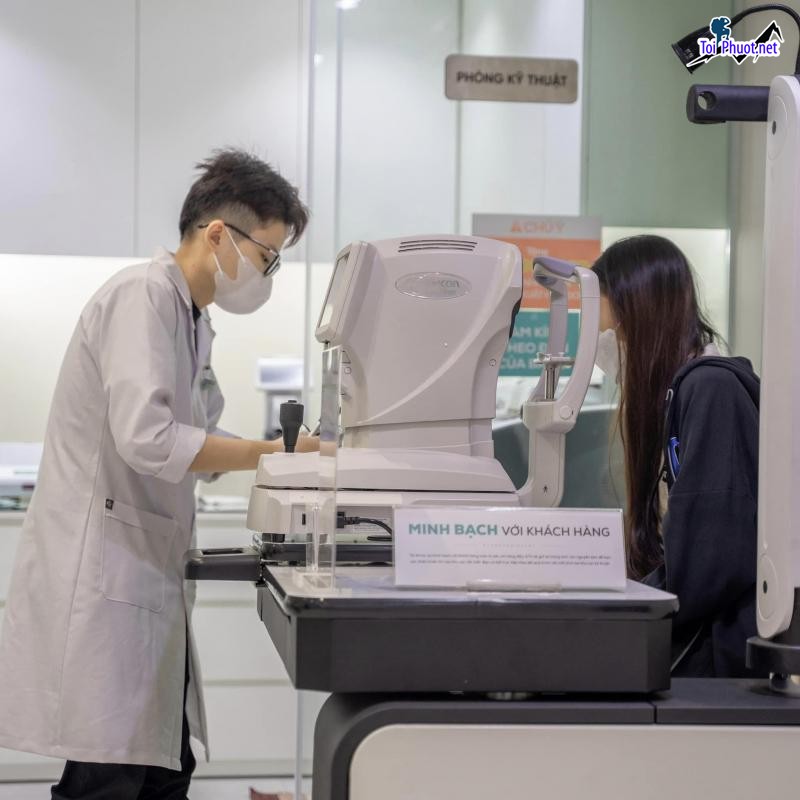 Top 4 Địa chỉ khám mắt và bán kính cận giá tốt nhất Quy Nhơn Bình Định tay nghề cao (1)