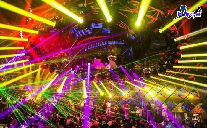 Top 4 Quán bar nổi tiếng nhất Thái Nguyên quẩy banh xác khi đến đây (3)
