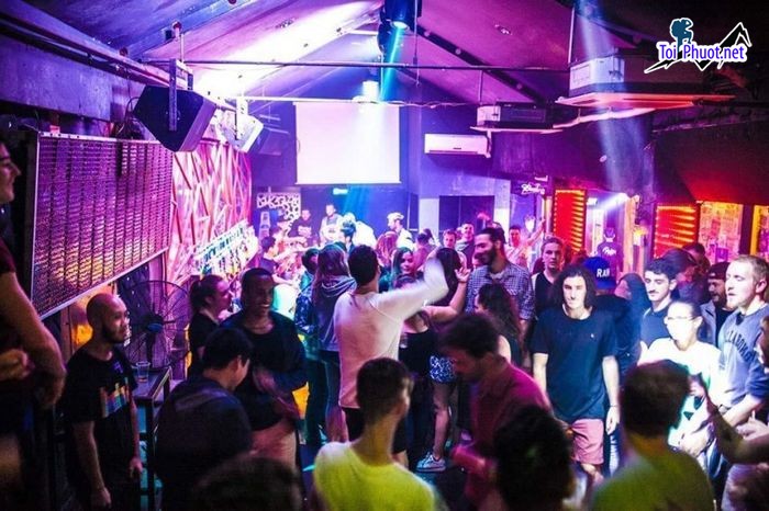 Top 4 Quán bar nổi tiếng nhất Thanh Hóa tận hưởng không khí náo nhiệt