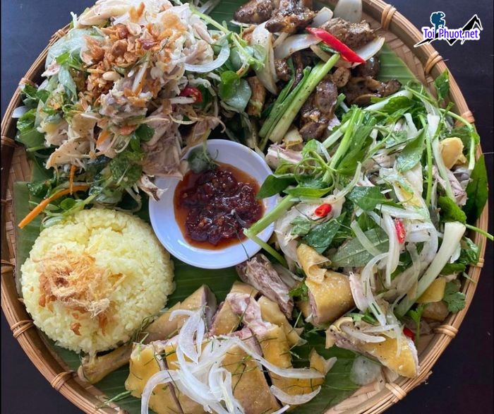 Top 4 Quán cơm ngon nhất Đồng Xoài Bình Phước giao hàng nhanh chóng (1)