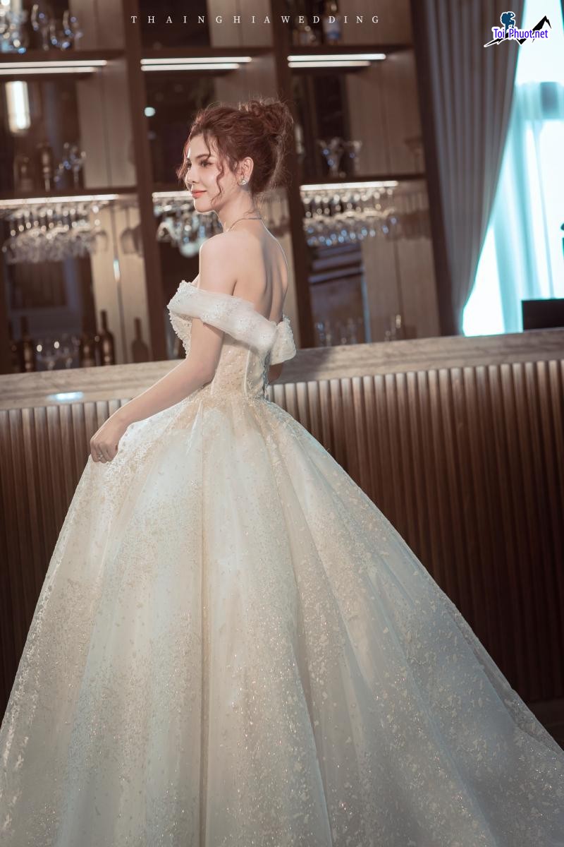 Top 5 Địa chỉ may và cho thuê váy cưới đẹp nhất Đắk Lắk phù hợp phong cách cô dâu (3)
