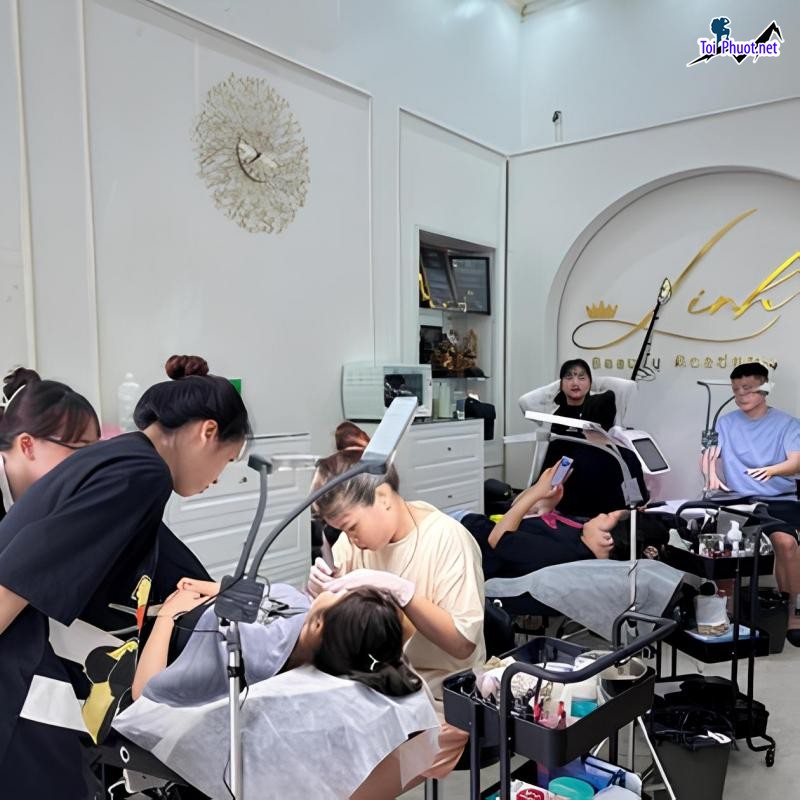 Top 5 Địa chỉ nối mi đẹp tự nhiên uy tín nhất Sóc Trăng ưng ý và hợp với đôi mắt của bạn nhất (3)