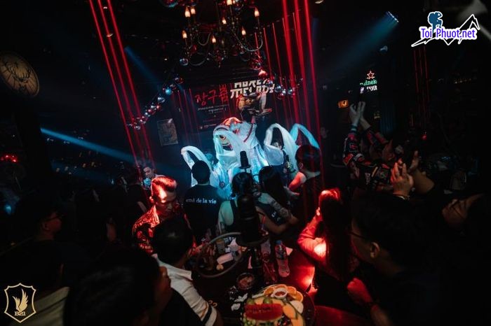 Top 5 Quán bar nổi tiếng nhất Quảng Ngãi gồm nhiều DJ nổi tiếng (3)