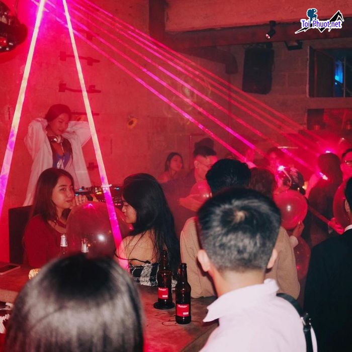 Top 5 Quán bar nổi tiếng nhất Tam Kỳ Quảng Nam giai điệu sôi động tuyệt vời nhất (1)