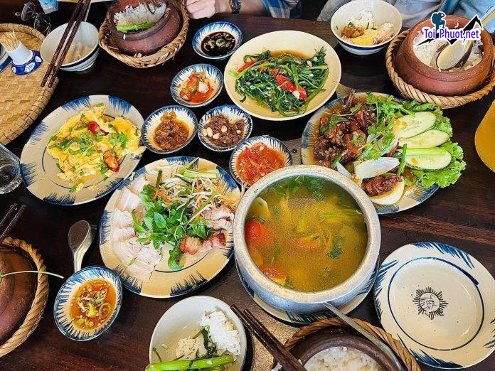 Top 5 Quán cơm ngon nhất Bắc Kạn giá rẻ đồ ăn nhiều (1)