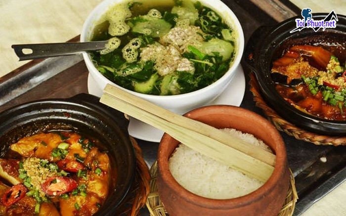 Top 5 Quán cơm ngon nhất Hòa Bình với những món ăn cực kì ngon (2)