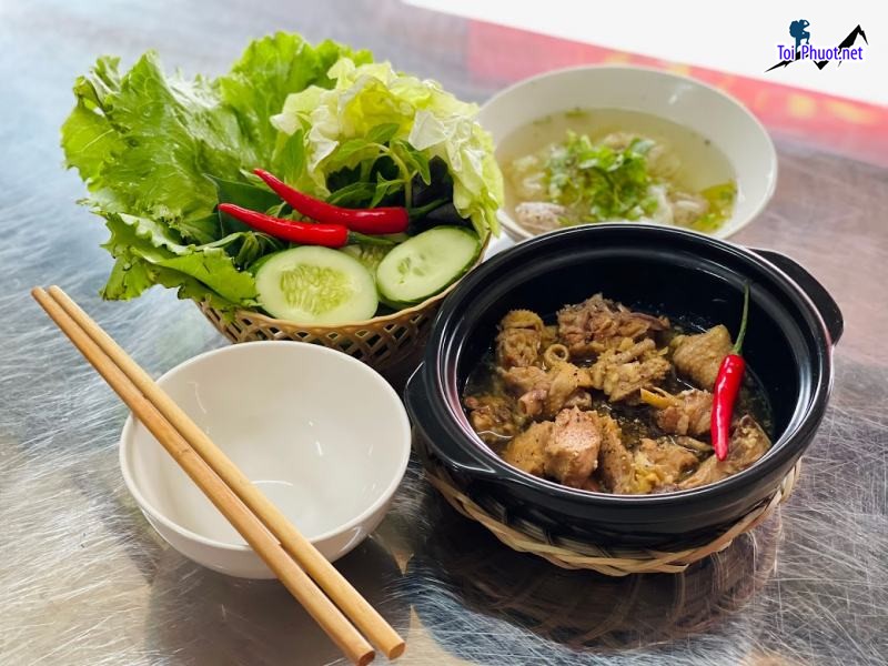 Top 5 Quán cơm ngon nhất Tuyên Quang nổi bật được nhiều người biết đến (3)