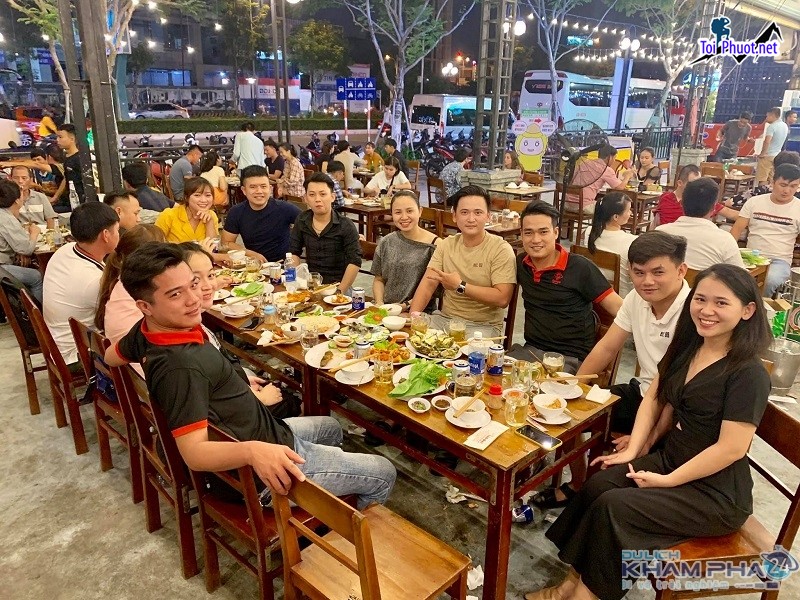 Top 5 Quán nhậu ngon nổi tiếng, hút khách nhất Hạ Long Quảng Ninh nguyên liệu tươi ngon (1)