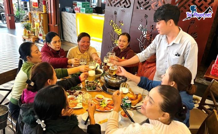 Top 5 Quán nhậu ngon nổi tiếng, hút khách nhất Hạ Long Quảng Ninh nguyên liệu tươi ngon