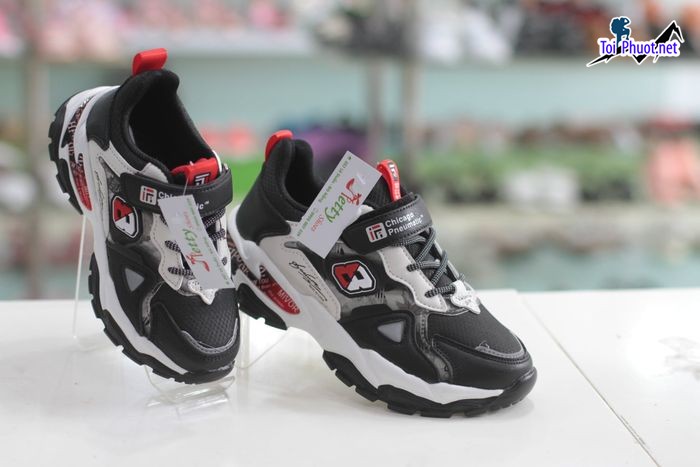 Top 5 Shop bán giày trẻ em đẹp và chất lượng nhất Bắc Giang an toàn cho bé (1)