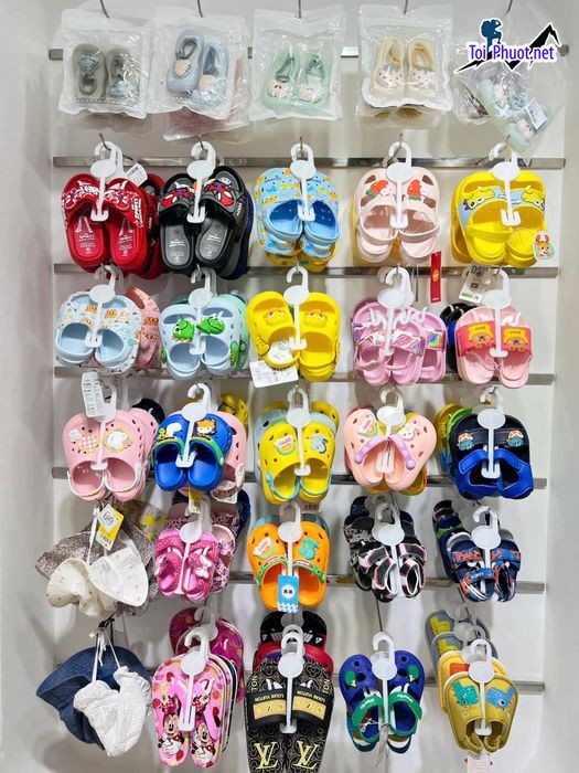 Top 5 Shop bán giày trẻ em đẹp và chất lượng nhất Lạng Sơn uy tín nhất (2)