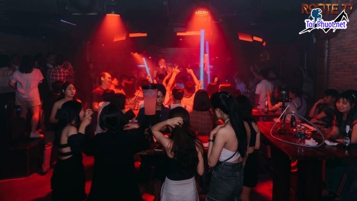 Top 6 Quán bar nổi tiếng nhất Đồng Xoài Bình Phước không gian quẩy cực sung (1)