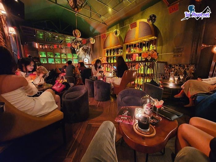 Top 7 Quán bar nổi tiếng nhất Hà Nội tụ điểm ăn chơi lý tưởng nhất (3)