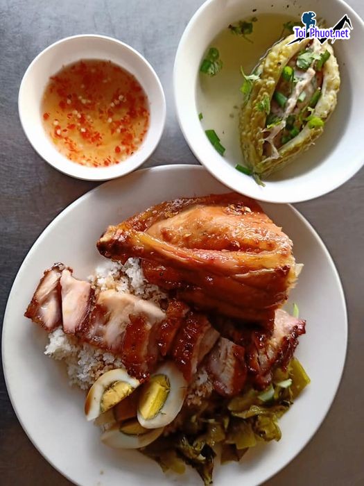 Top 7 Quán cơm ngon nhất Hà Tĩnh tạo nên một bữa cơm quê đậm đà (4)