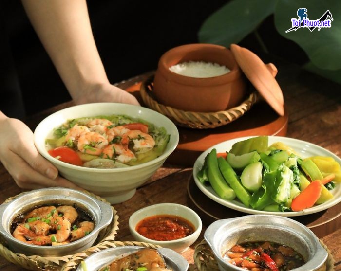 Top 7 Quán cơm ngon nhất Thủ Dầu Một Bình Dương phù hợp với túi tiền