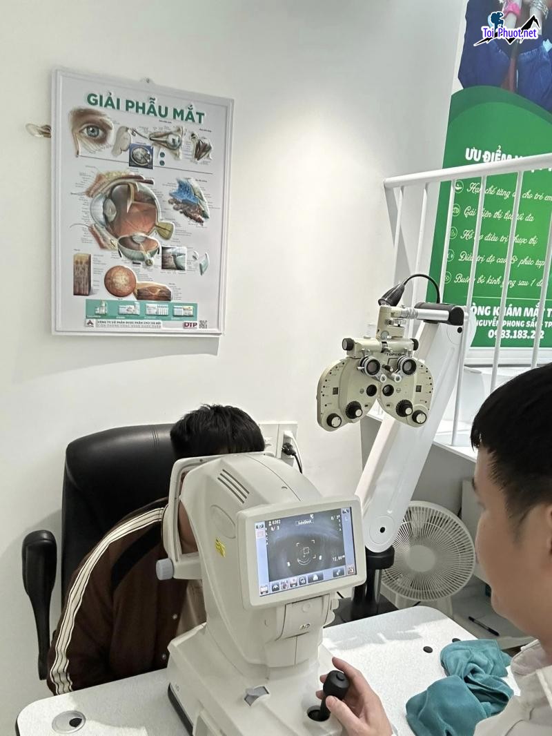 Top 8 Địa chỉ khám mắt và bán kính cận giá tốt nhất Đồng Hới Quảng Bình giúp mắt tốt hơn (4)