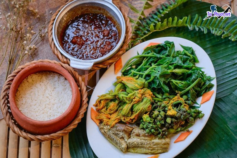 Top 8 Quán cơm ngon nhất Đà Lạt Lâm Đồng thơm ngon như gia đình (2)