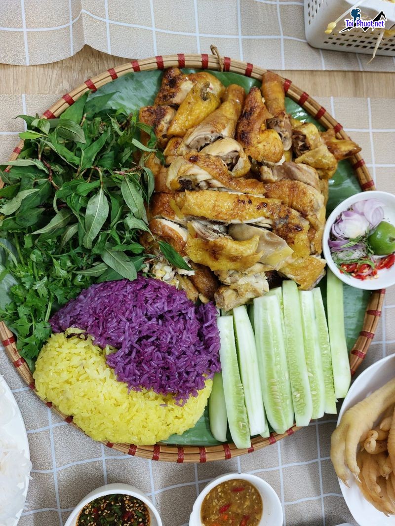 Top 8 Quán cơm ngon nhất Hạ Long Quảng Ninh được đánh giá cao (1)