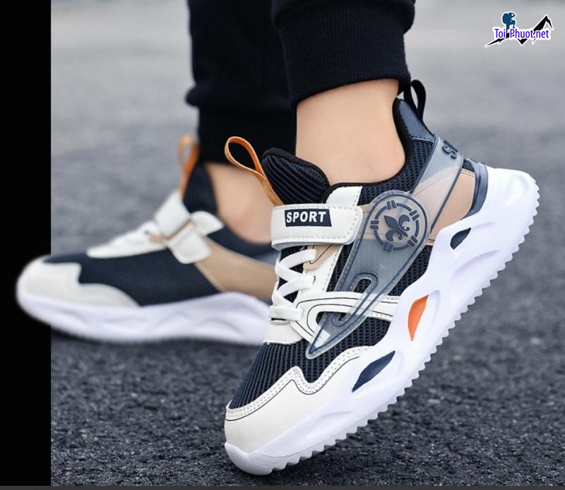 Top 9 Shop bán giày trẻ em đẹp và chất lượng nhất Cao Bằng mấy bé thích mê (2)