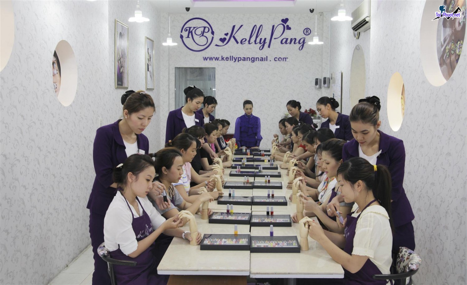 Top 9 Trung tâm dạy học nail uy tín và chuyên nghiệp nhất Quảng Ninh đầy đủ (4)