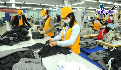 Xưởng may nguồn sỉ Quảng Ngãi áo thun, đồ bộ, đầm thun thái nam nữ (3)