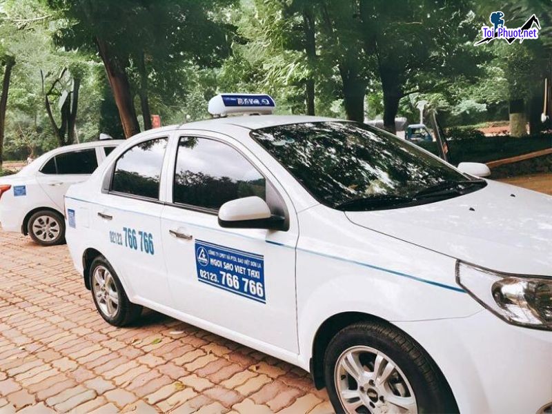 Top 10 Số điện thoại taxi giá rẻ xanh Hạ Long Quảng Ninh mới và rất sang trọng (3)
