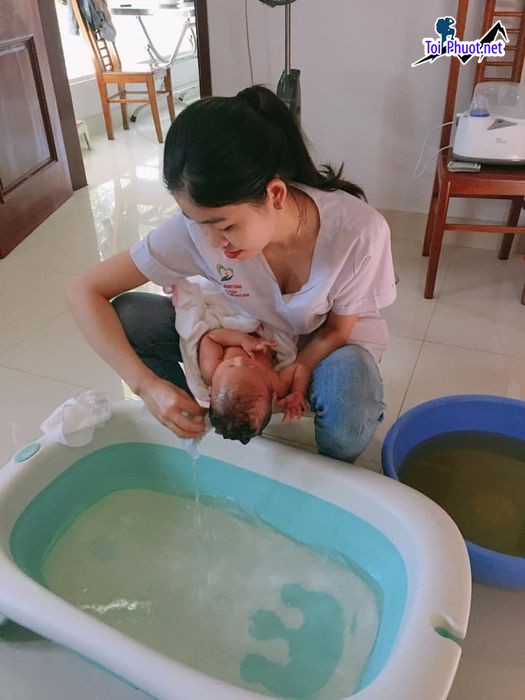 Top chăm sóc mẹ và bé tận nơi tận tình giá rẻ Cao Bằng có thể an tâm (1)