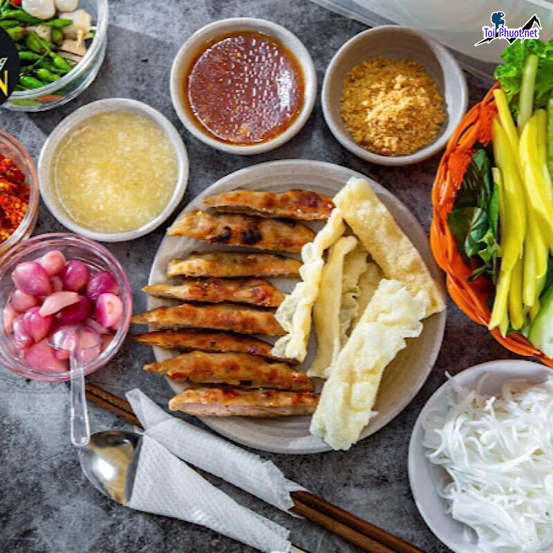 10 quán Nem Nướng Quận 1 ngon nhất nhì Sài Gòn Hồ Chí Minh (5)