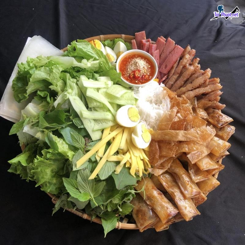 10 quán Nem Nướng Quận 1 ngon nhất nhì Sài Gòn Hồ Chí Minh (6)