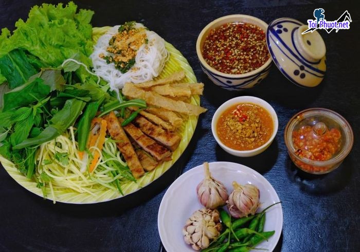 10 quán Nem Nướng Thủ Đức ngon nhất nhì Sài Gòn Hồ Chí Minh (2)