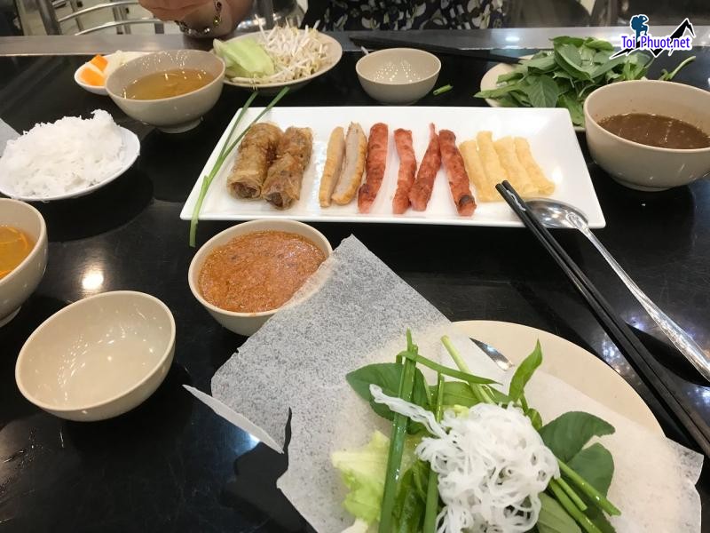 5 quán Nem Nướng Nha Trang Quận 6 ăn là ghiền Sài Gòn Hồ Chí Minh (1)